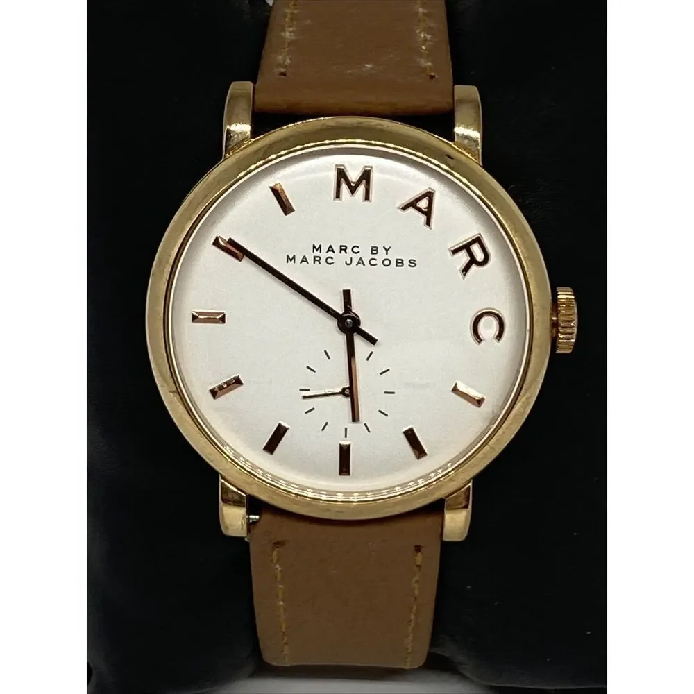 Marc By Marc Jacobs MBM3244 Womens Brown Leather Analog Dial Quartz Watch WFH103